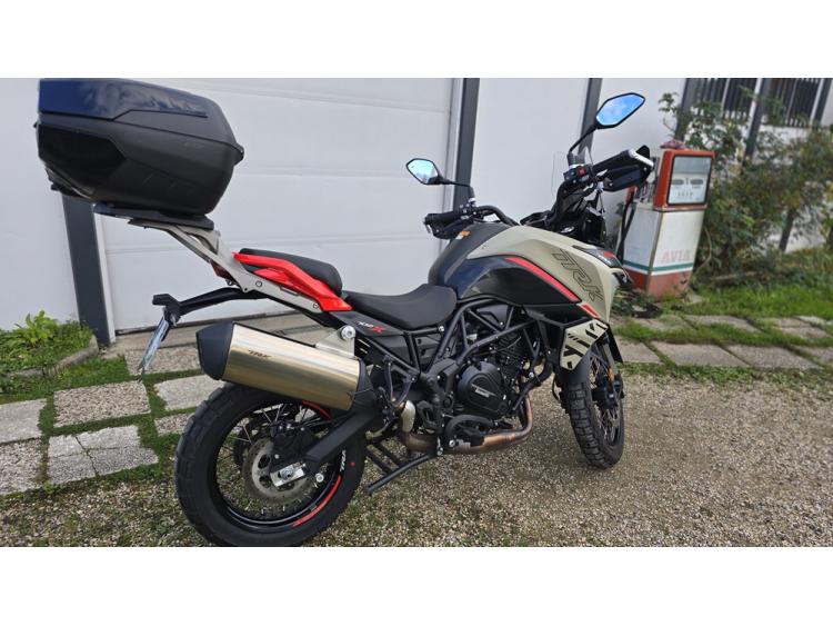 BENELLI TRK  702  X