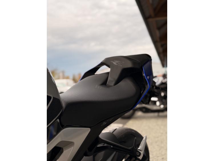 ZONTES ZT 703 RR Disponible en bleu et rouge 