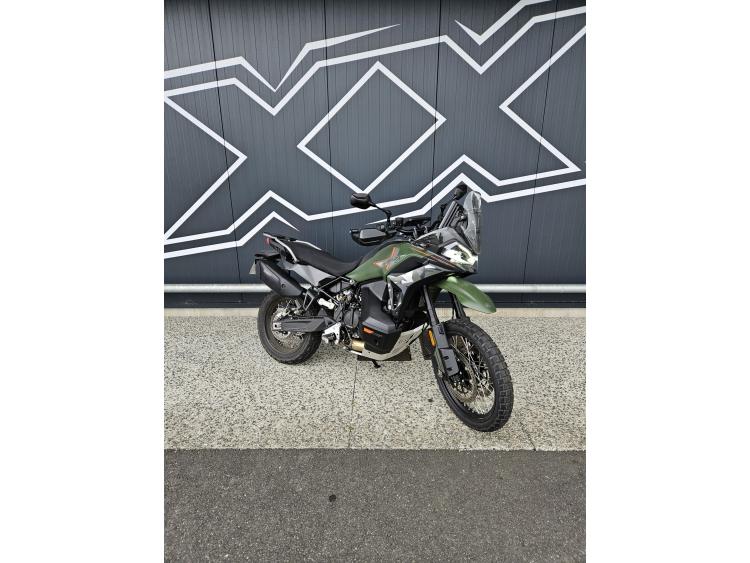 CF MOTO 1000MT-X Dispo en Vert ou Gris 