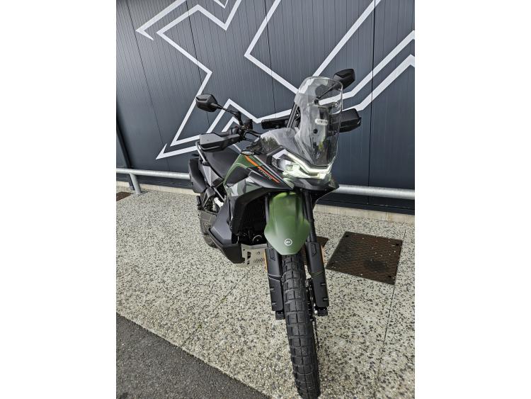 CF MOTO 1000MT-X Dispo en Vert ou Gris 