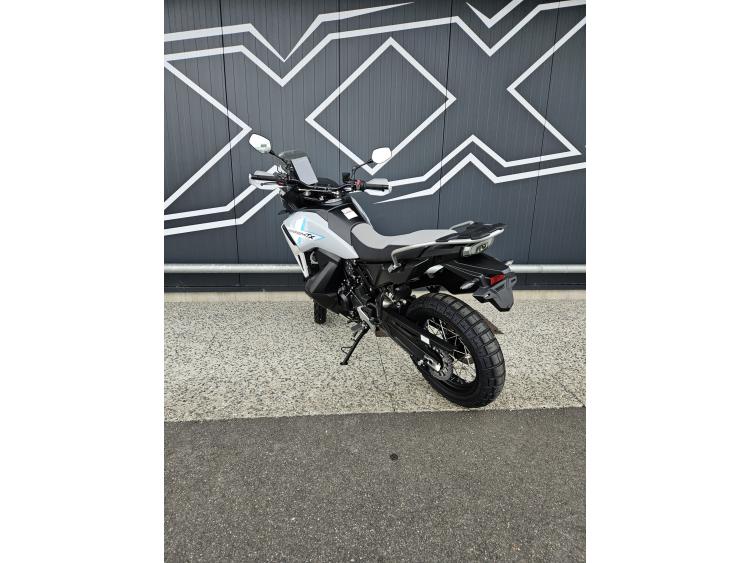 CF MOTO 1000MT-X Dispo en Vert ou Gris 