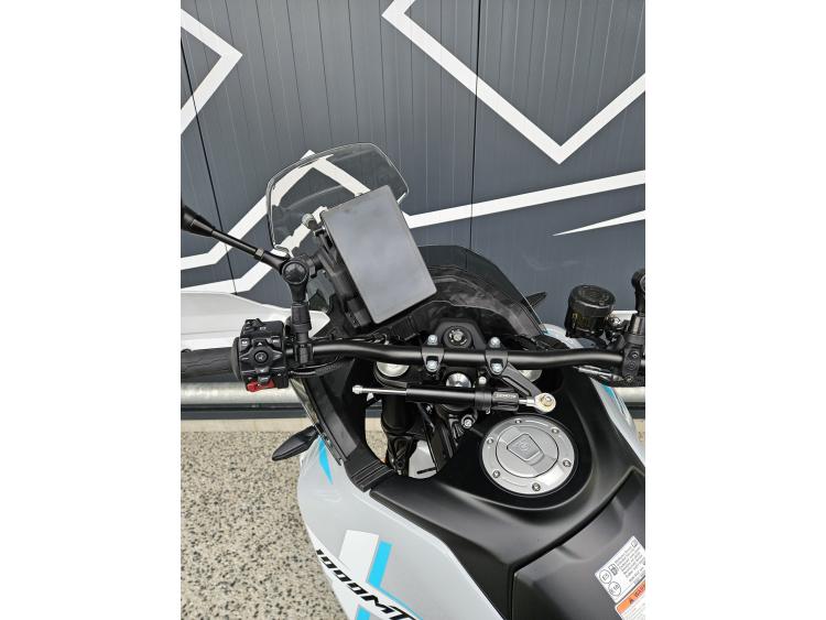 CF MOTO 1000MT-X Dispo en Vert ou Gris 