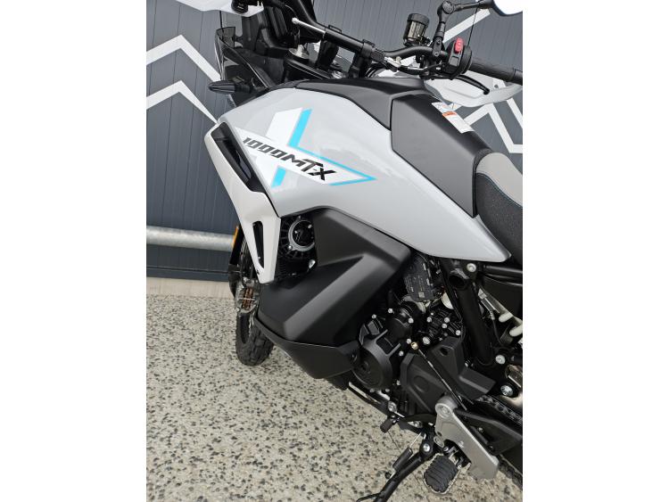 CF MOTO 1000MT-X Dispo en Vert ou Gris 