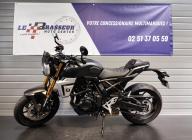 SUZUKI GSX-8T