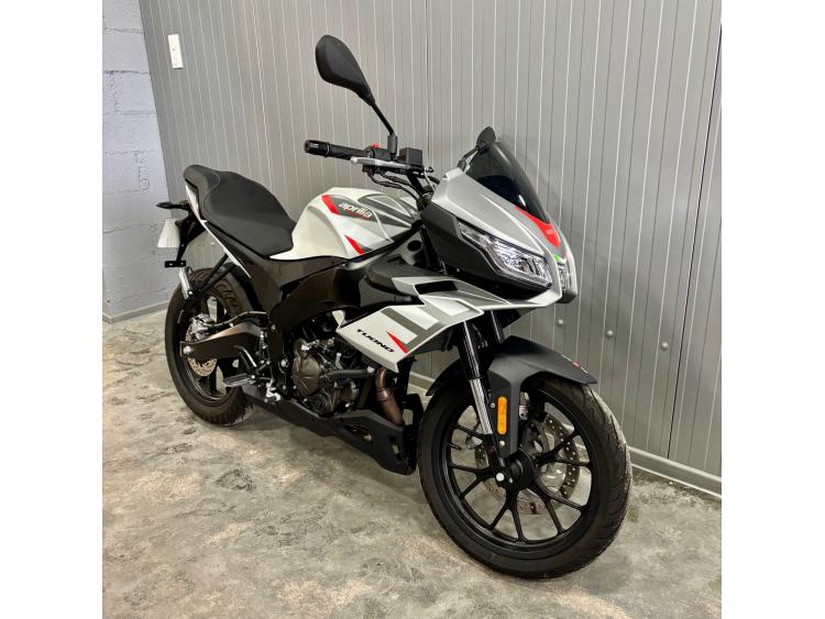 APRILIA TUONO 125 ABS