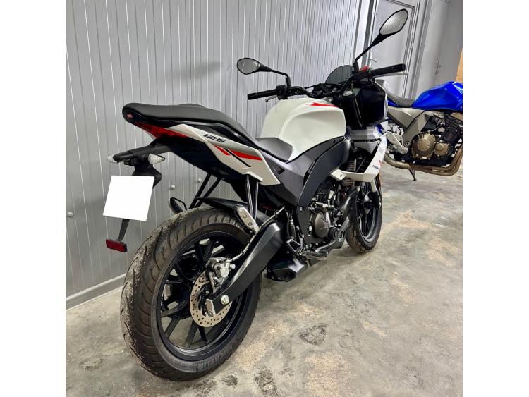 APRILIA TUONO 125 ABS