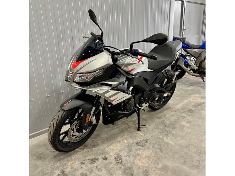 APRILIA TUONO 125 ABS