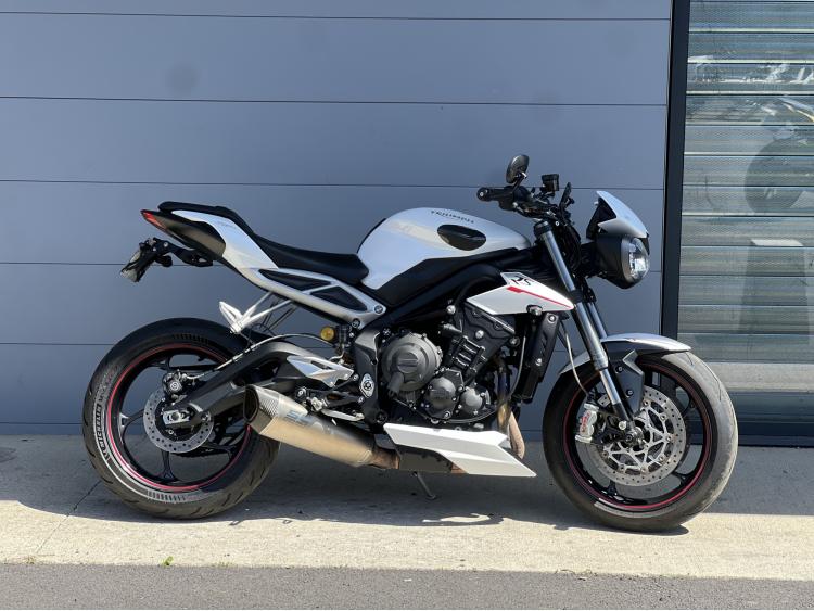 TRIUMPH STREET TRIPLE 765 RS