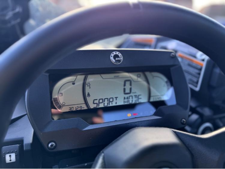 CAN-AM MAVERICK 1000R SPORT can am 1000 trail canam