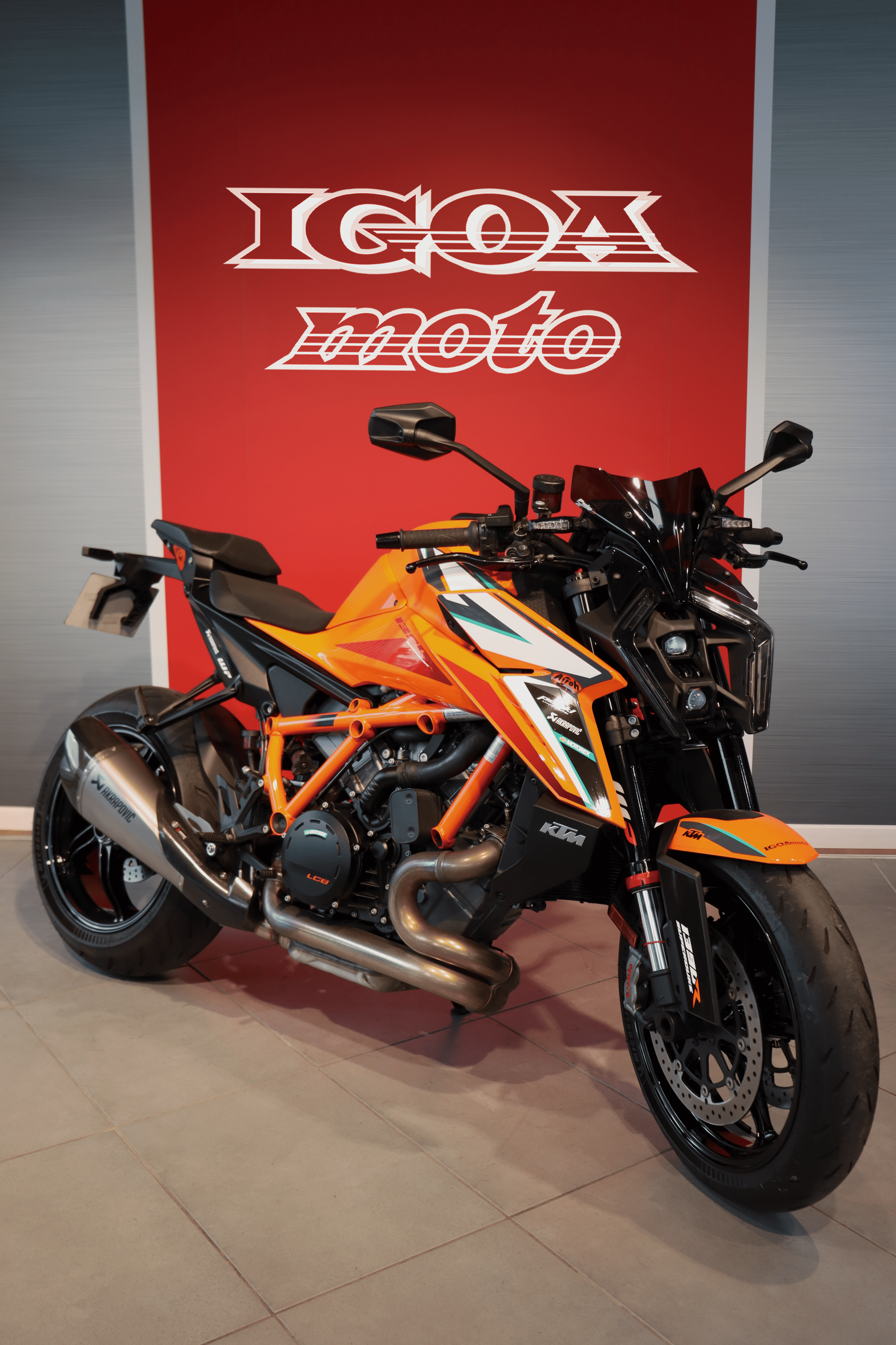 KTM 1390 SUPER DUKE R