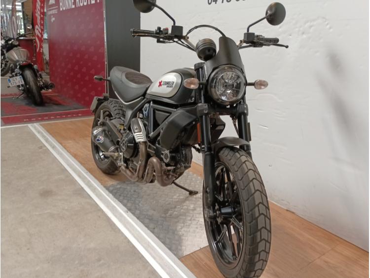 DUCATI 800 SCRAMBLER