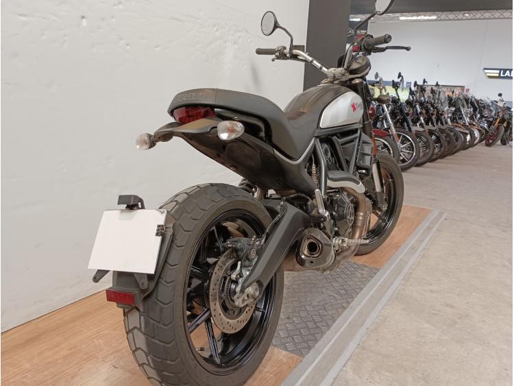 DUCATI 800 SCRAMBLER