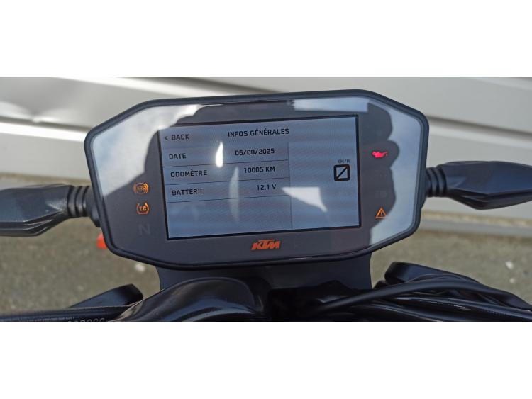 KTM 890 DUKE