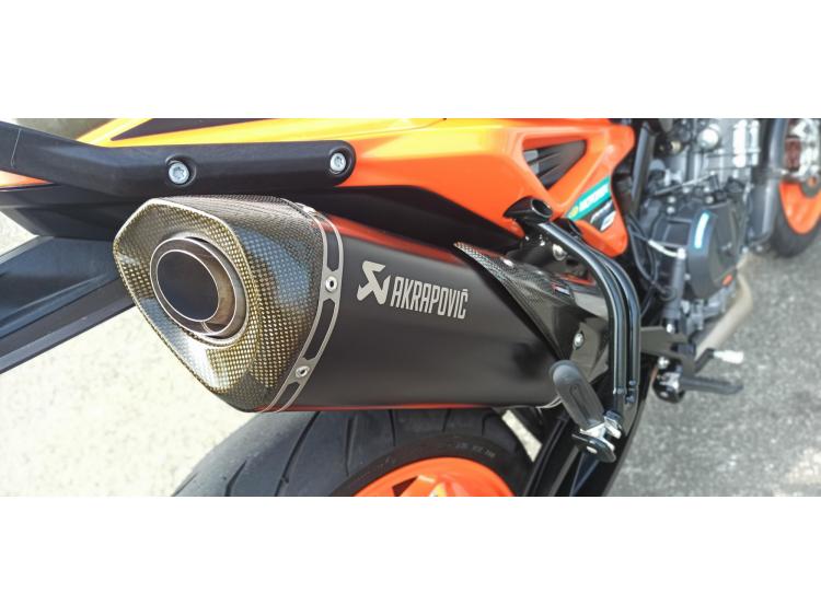 KTM 890 DUKE