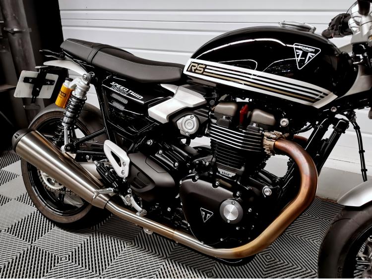 TRIUMPH SPEED TWIN 1200 RS - 1ère Main