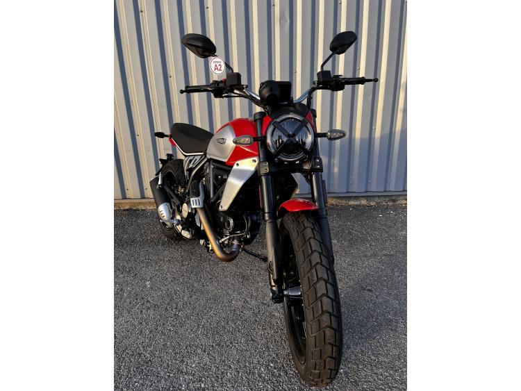 DUCATI SCRAMBLER 800 ICON