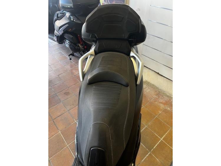 PEUGEOT METROPOLIS 400 SW