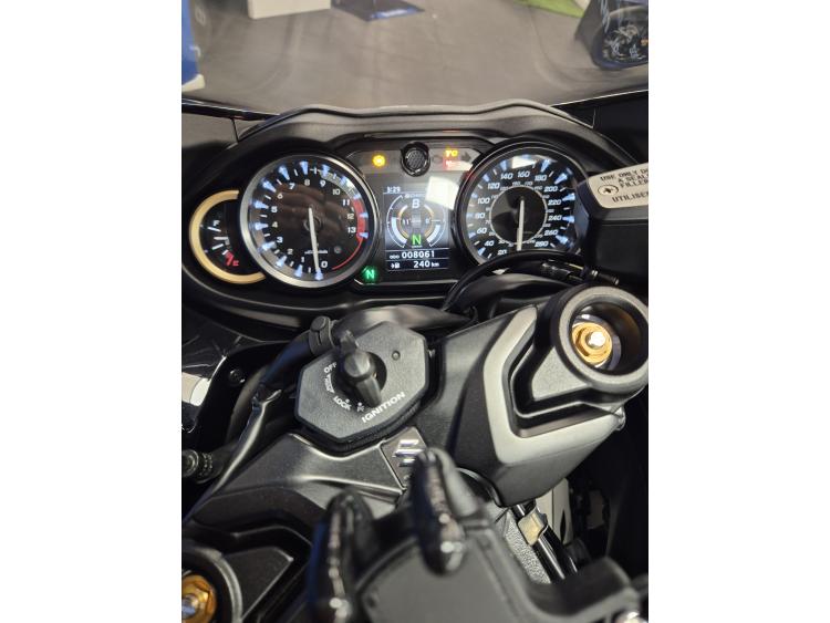 SUZUKI GSX-R 1340 HAYABUSA