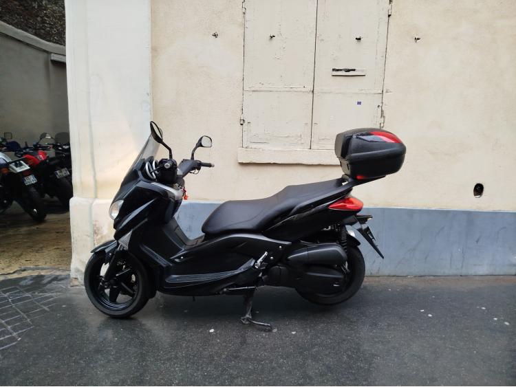 YAMAHA XMAX 125 ABS