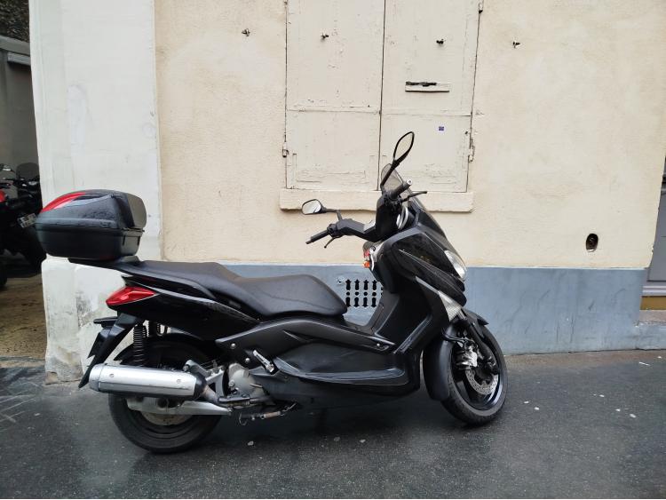 YAMAHA XMAX 125 ABS