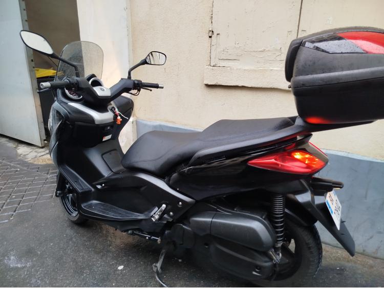 YAMAHA XMAX 125 ABS