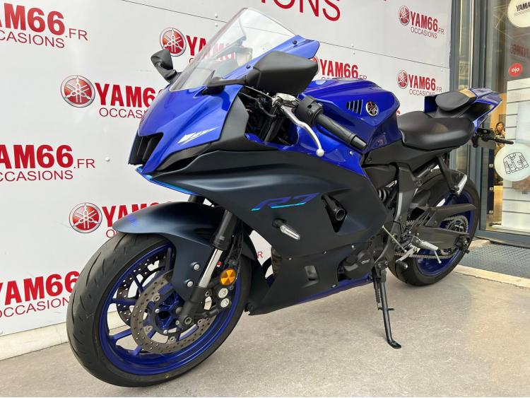 YAMAHA YZF-R7