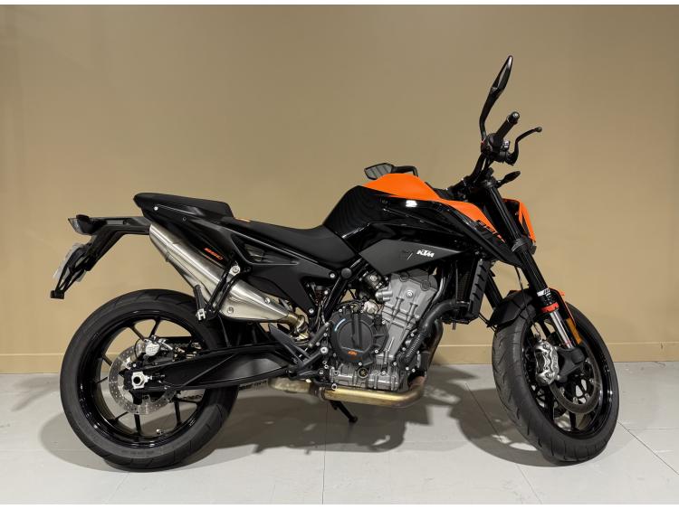 KTM 890 DUKE