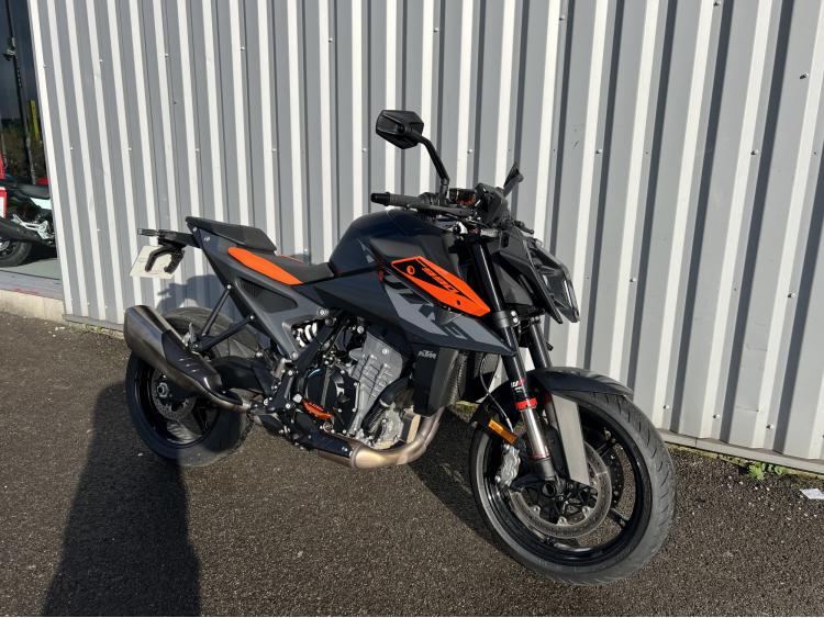 KTM 990 DUKE TECHPACK (190€/ mois)