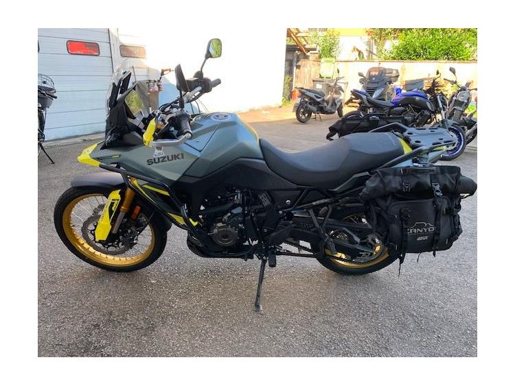 SUZUKI DL V-STROM 800DE