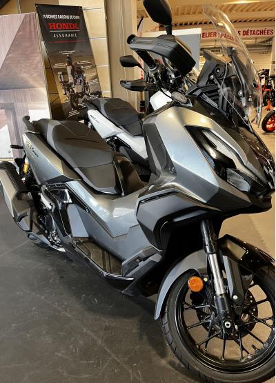 HONDA ADV 350