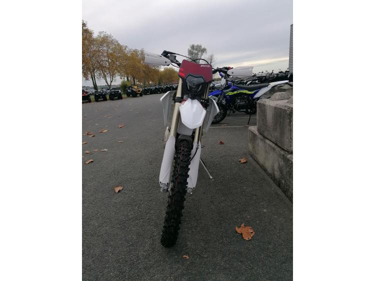 FANTIC XE 125 2024 
