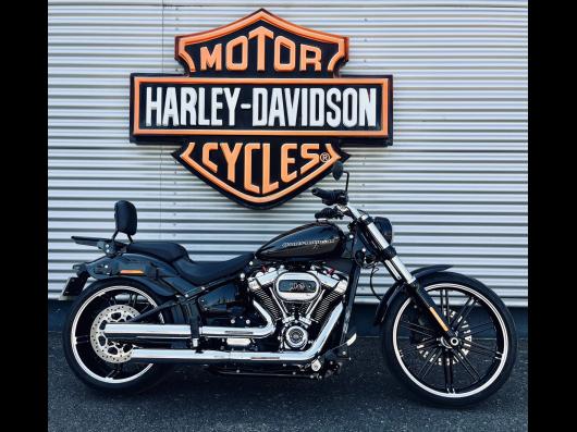HARLEY-DAVIDSON SOFTAIL BREAKOUT 1868