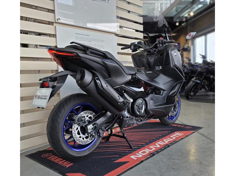 YAMAHA XP T-MAX 560