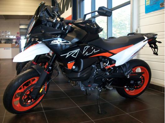 KTM 890 SMT