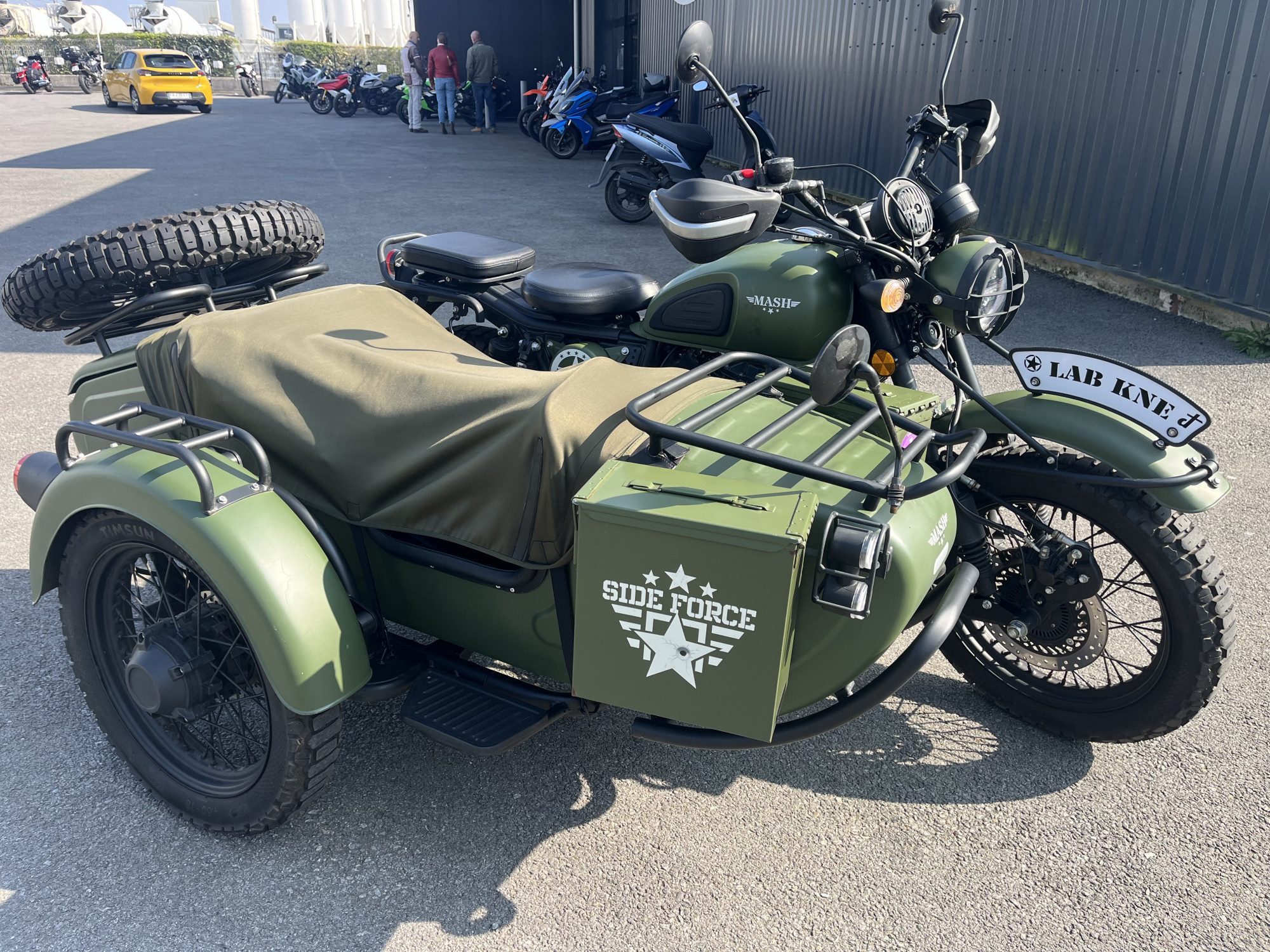 MASH SIDE CAR SIDE FORCE 445CC