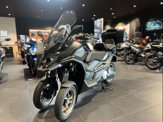 KYMCO CV3 550