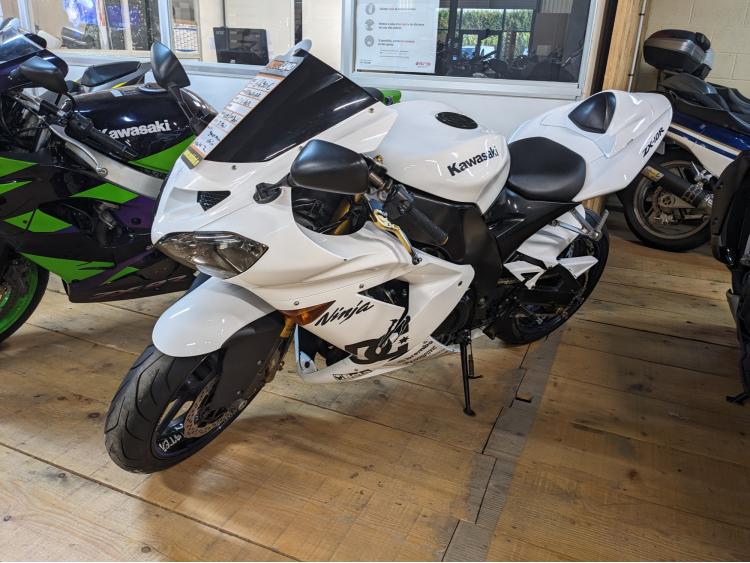 KAWASAKI ZX-10R