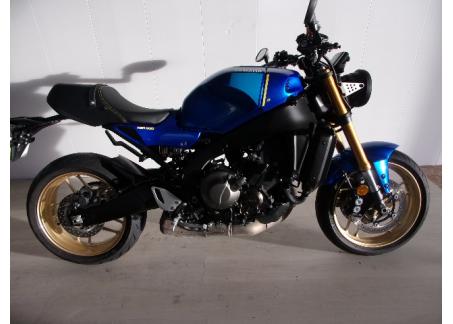 YAMAHA XSR 900