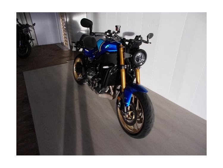 YAMAHA XSR 900
