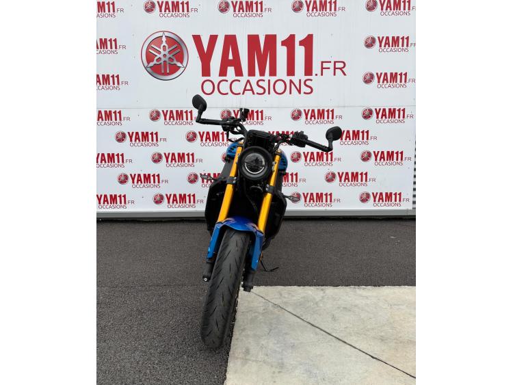 YAMAHA XSR 900