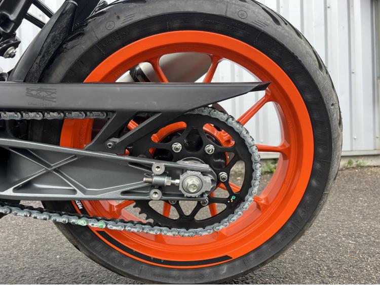 KTM 125 DUKE ABS LEOVINCE (80€/MOIS)