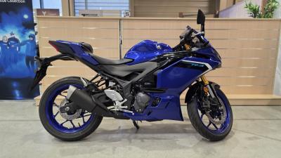 YAMAHA YZF-R3