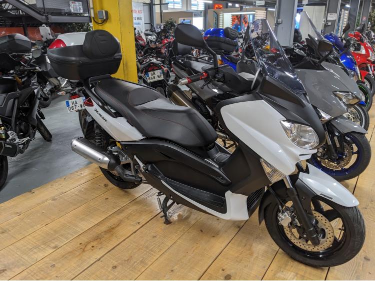 YAMAHA XMAX 125 ABS