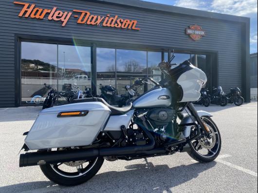 HARLEY-DAVIDSON TOURING ROAD GLIDE 1923