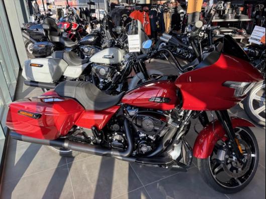 HARLEY-DAVIDSON TOURING ROAD GLIDE 1923