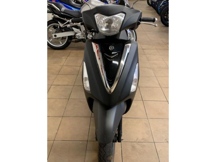 YAMAHA D'ELIGHT
