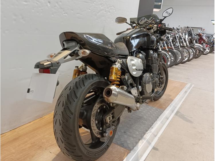 YAMAHA XJR 1300 RACER