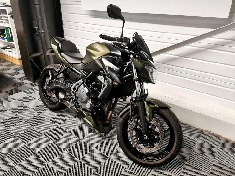 KAWASAKI Z 650 - Eligible au permis A2 - Z650