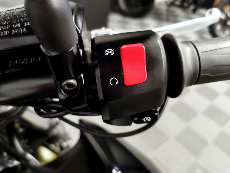 KAWASAKI Z 650 - Eligible au permis A2 - Z650