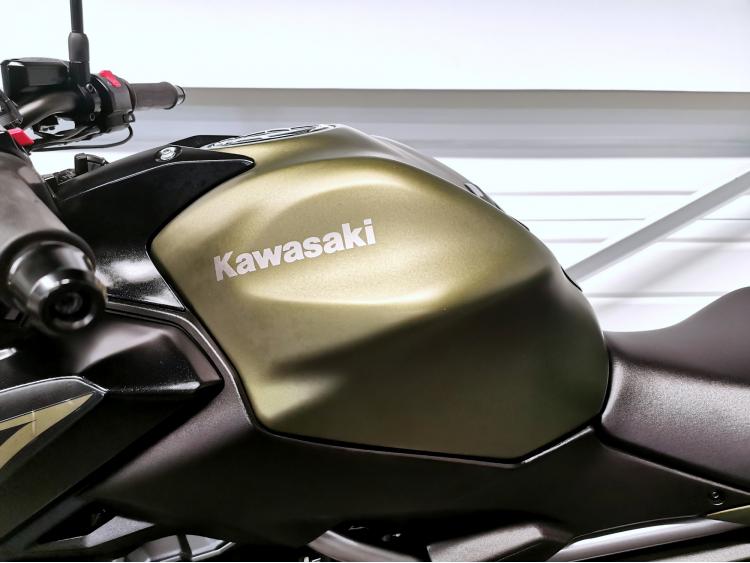 KAWASAKI Z 650 - Eligible au permis A2 - Z650